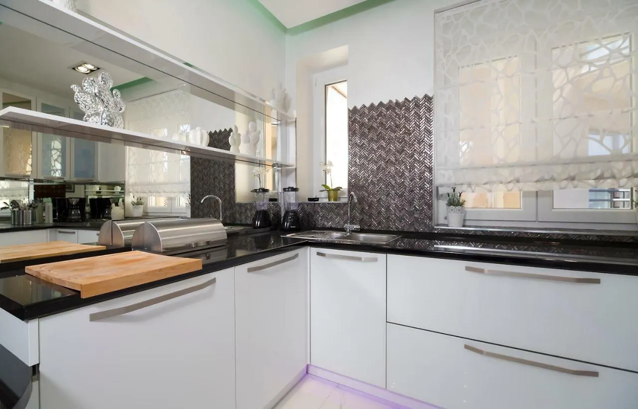 Sun Spalato Central Art Apartment Split