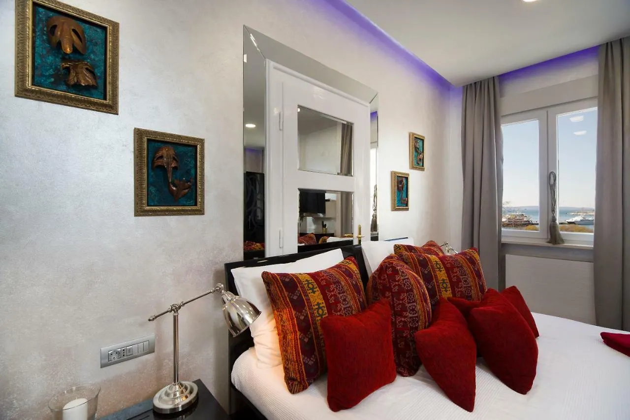 Sun Spalato Central Art Apartment