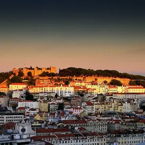 https://chiado-view-to-the-castle.hotels-lisbon-portugal.com
