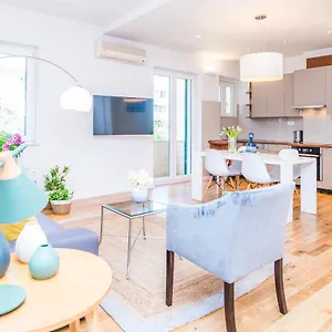 Apartment Franco's Spacious - Great Location, Split